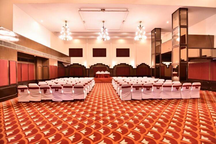Simsan Hotel Chennai Exterior photo