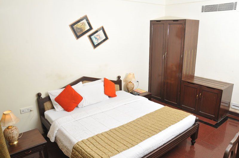 Simsan Hotel Chennai Exterior photo
